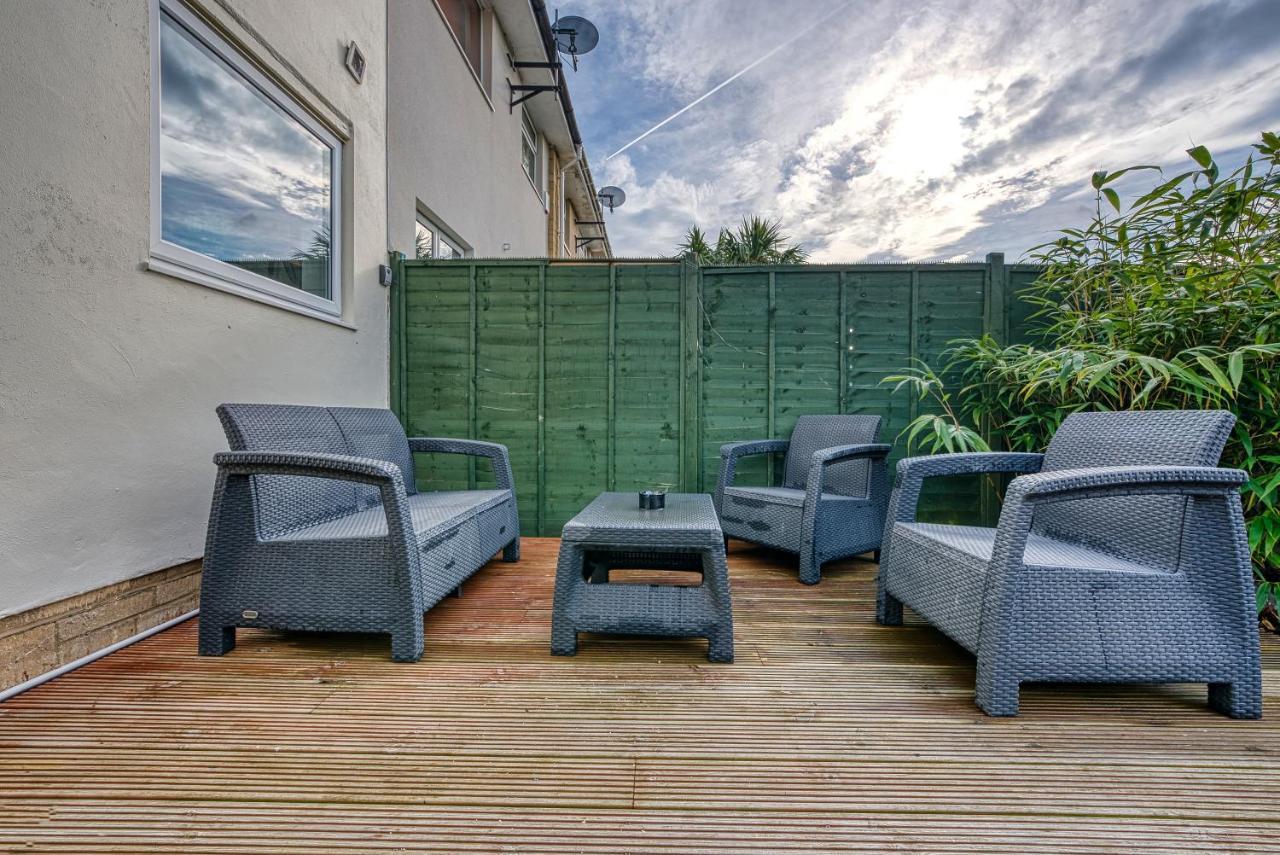 3 Bedrooms, Space, Free Parking Cirencester