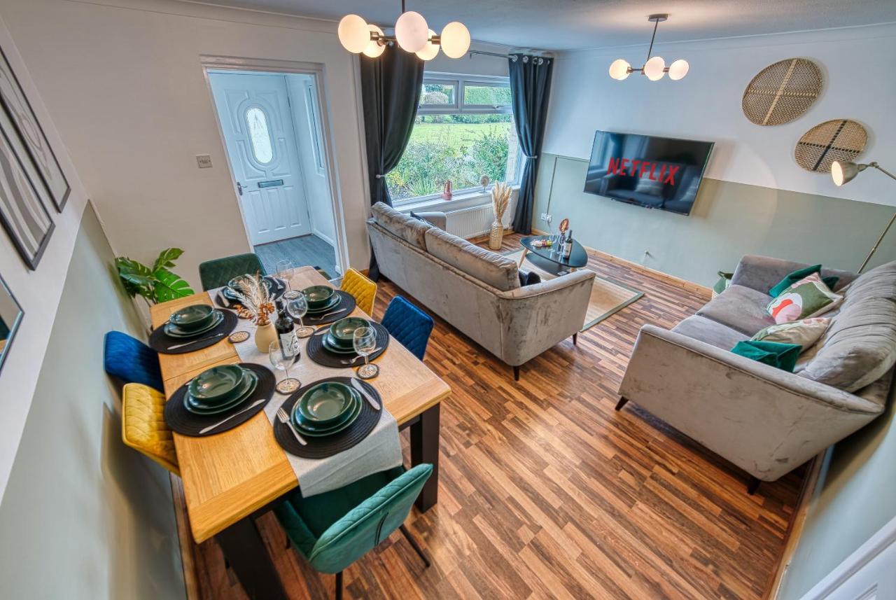 3 Bedrooms, Space, Free Parking Holiday home Cirencester